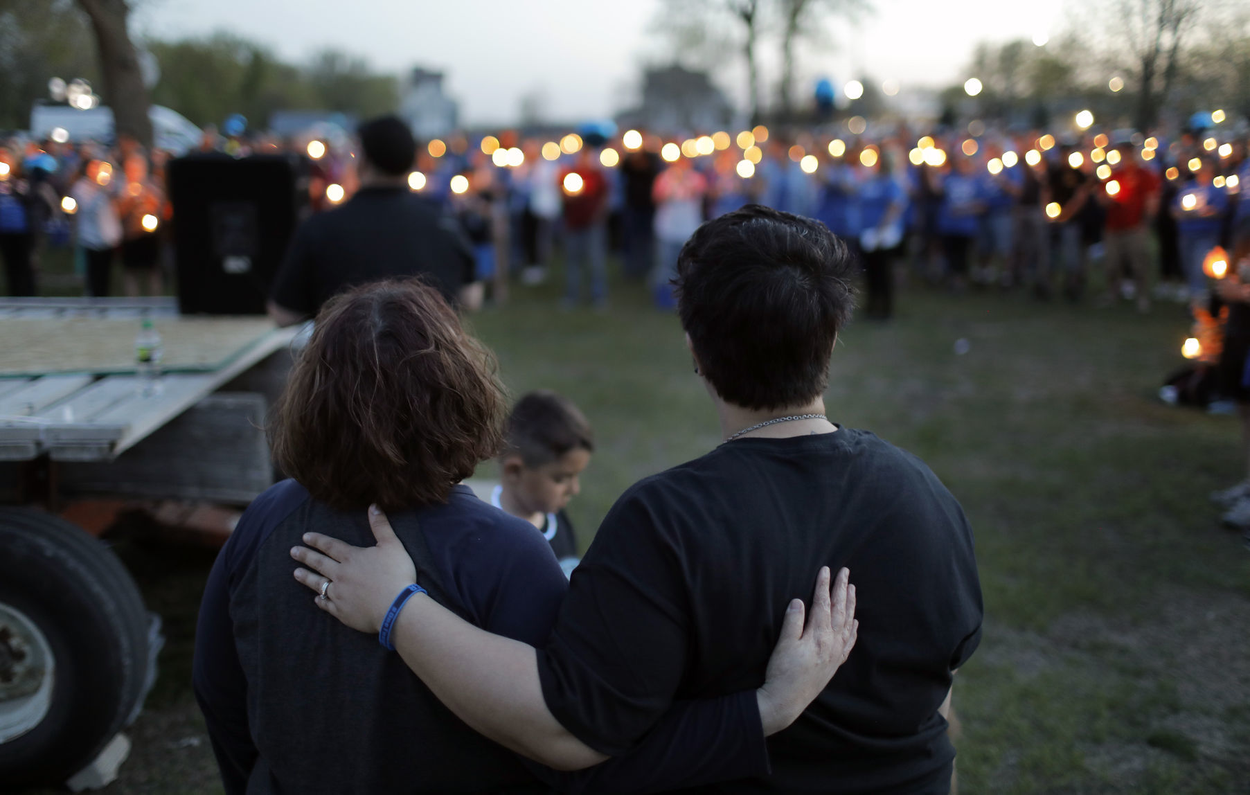 050718mp-Jake-Wilson-vigil-3